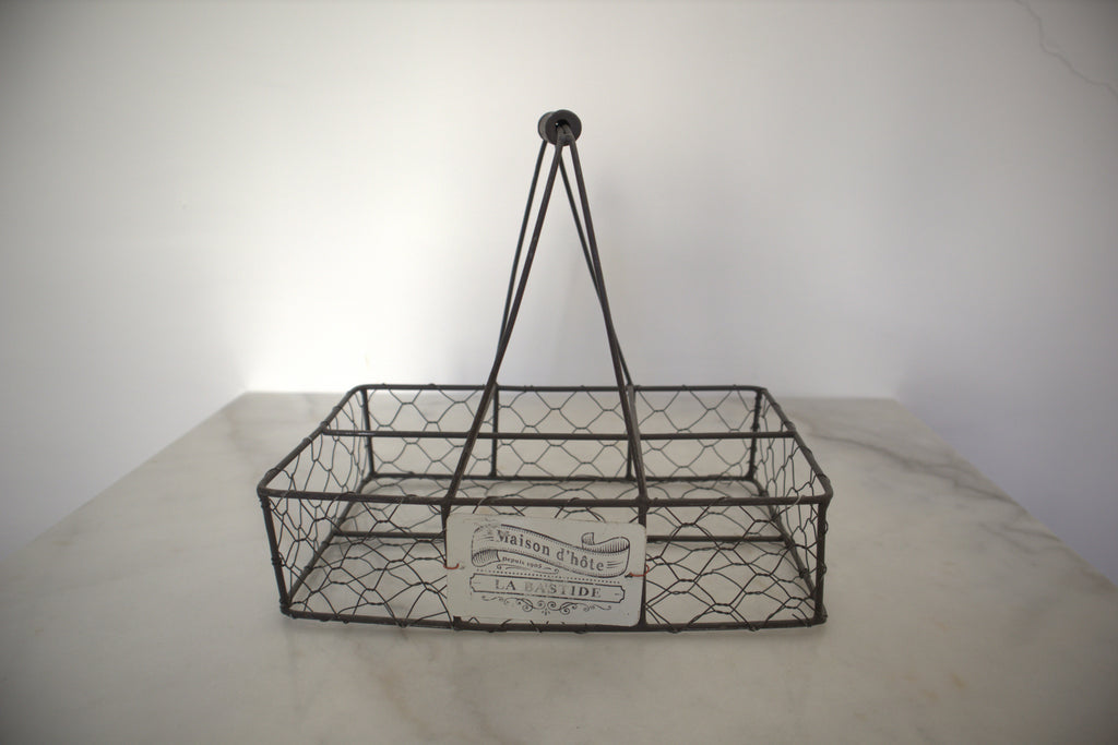 Fransk trådkurv i landstil