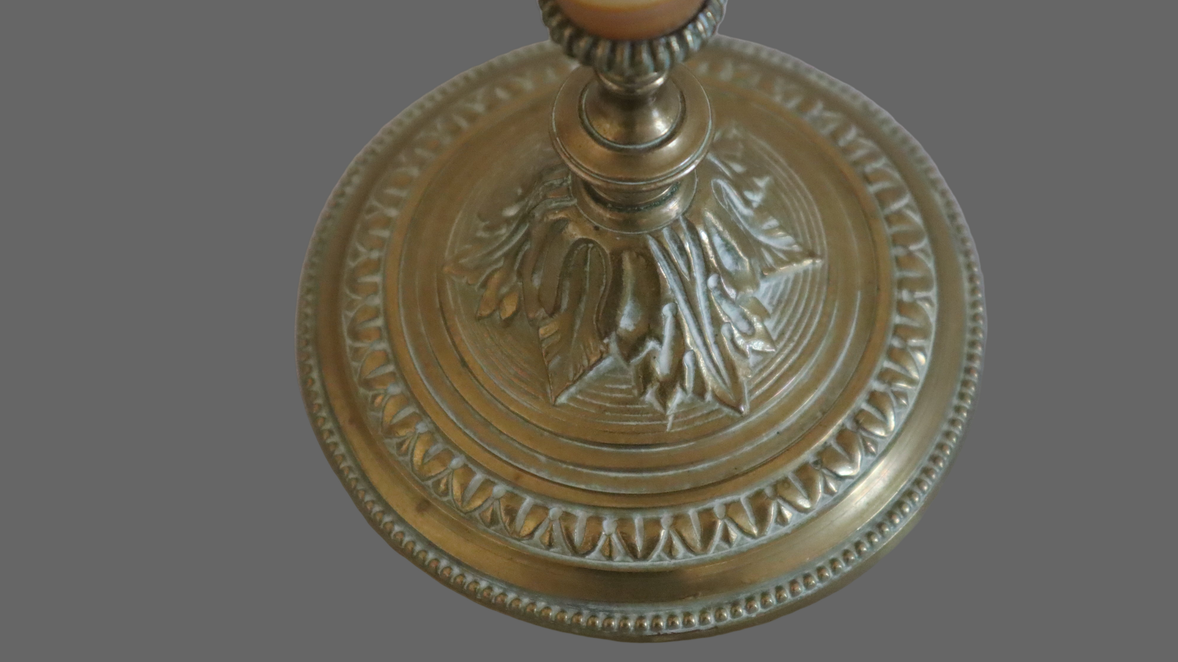 Et par franske messing-lysestager