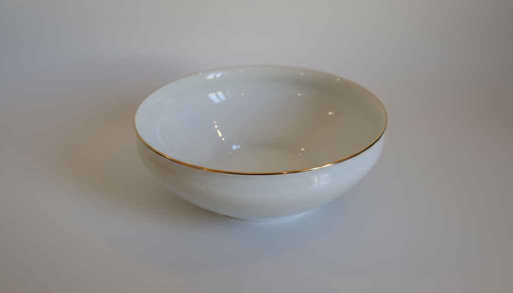 Limoges serveringsskål på fod – hvidt porcelæn med guldkant