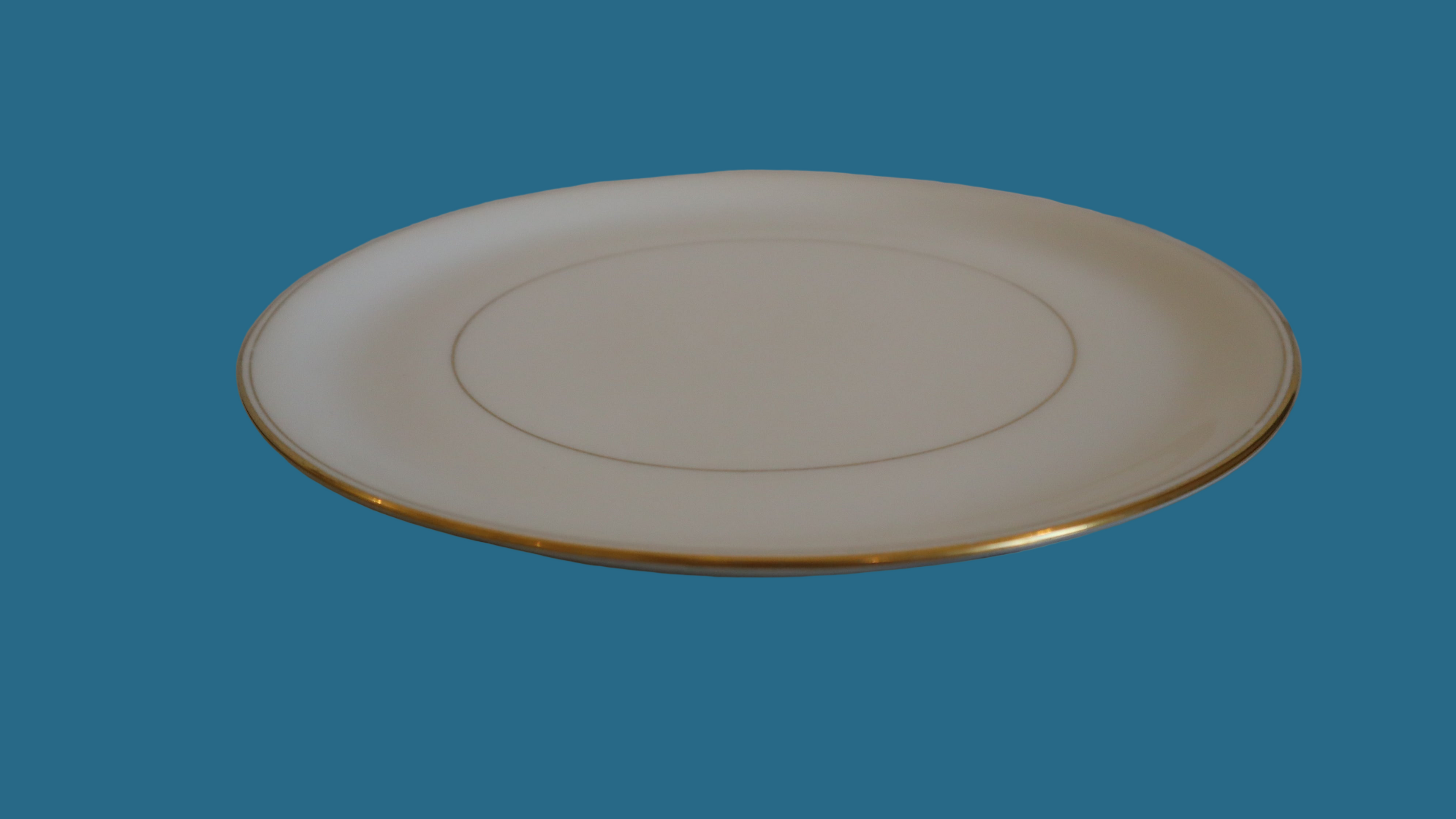 Limoges hvidt porcelæn med guldkant – kage-/serveringsfad, Ø29 cm